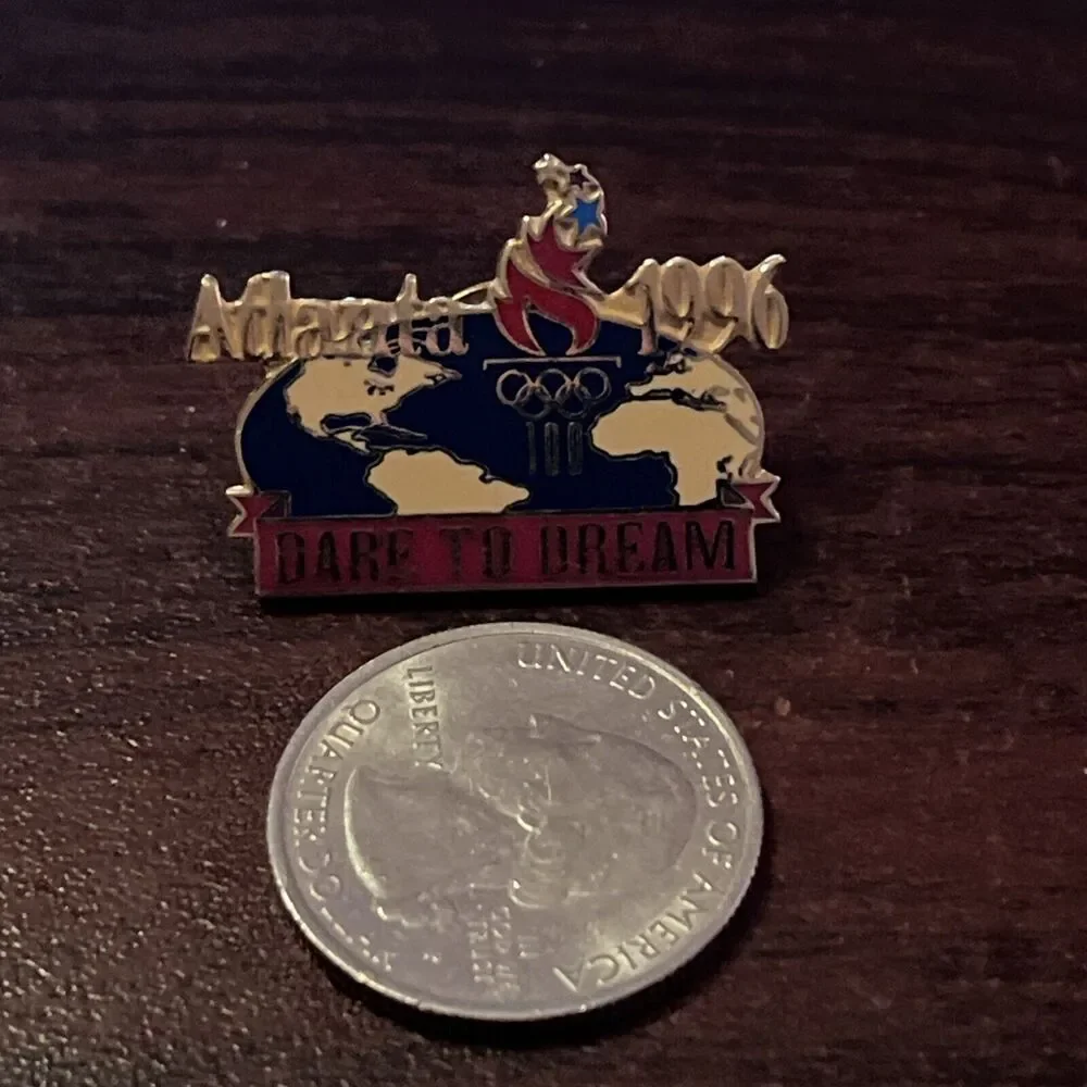 1996‎ Atlanta Olympics World Globe Dare To Dream Lapel Hat Pin